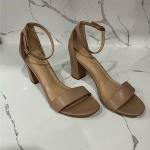 Kelly & Katie Beige Heels